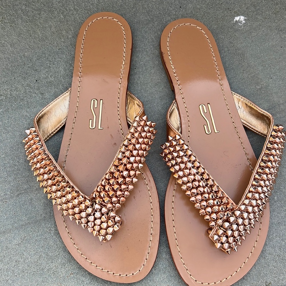 Ladies size 39, flip-flop sandals, with gold studs